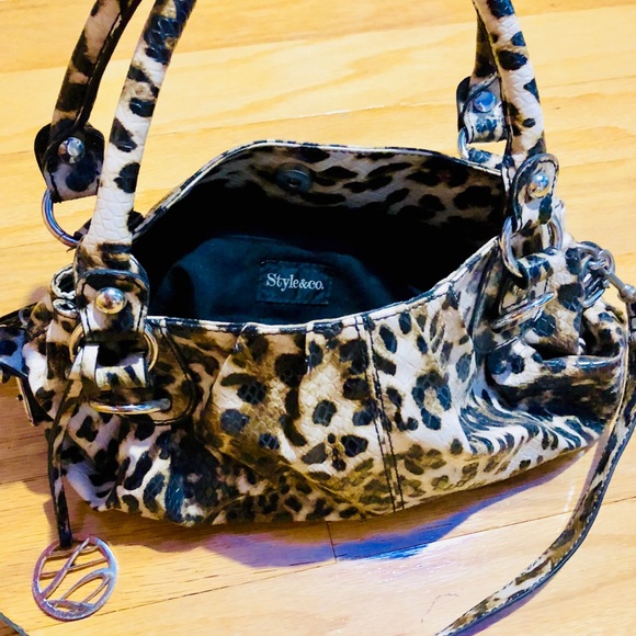 Style&co. animal print leather purse 🐾 👜✨🔥 - Picture 2 of 8
